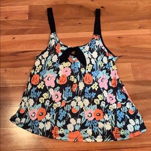UO Kimchi Blue Floral Tank Size Small